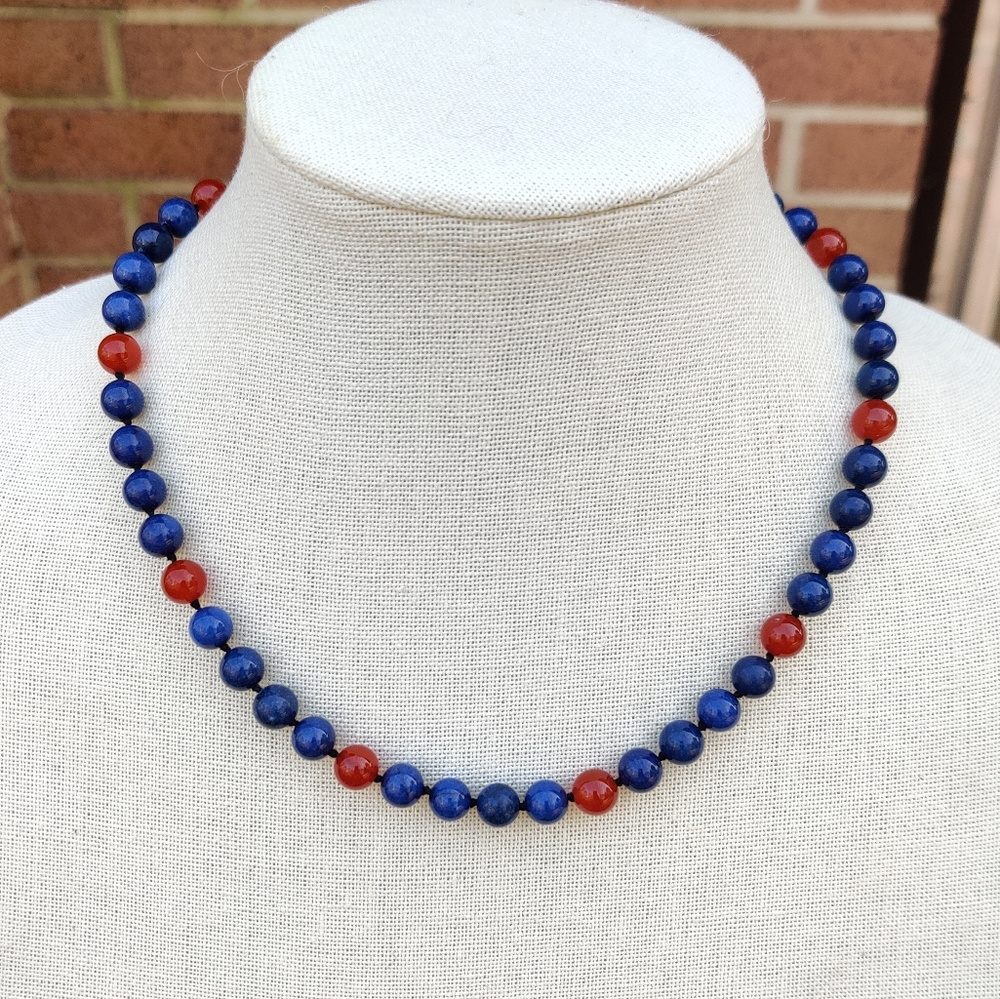 Vintage lapis lazuli and carnelian necklace - Picture 2 of 8